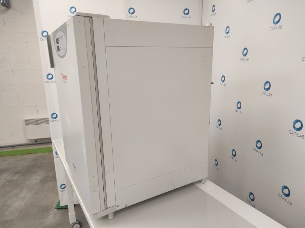 Incubateur à CO2 d&rsquo;occasion de laboratoire de recherche – Thermofisher BB15 - Image 2