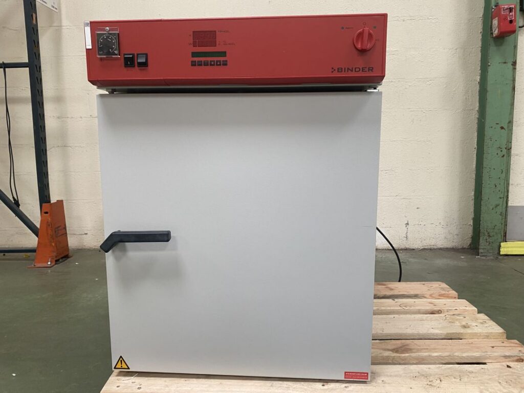Incubateur à CO2 de laboratoire pharmaceutique d&rsquo;occasion – Binder CB 150 – 150L – Référence P2209-1888 - Image 1