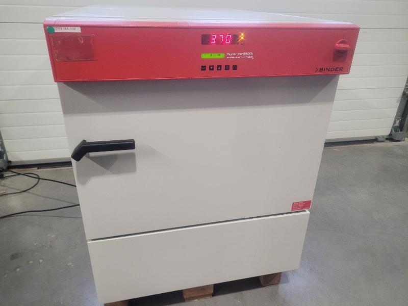 Incubateur / étuve réfrigéré BINDER KB-115 avec convection forcée 100°C - Image 1
