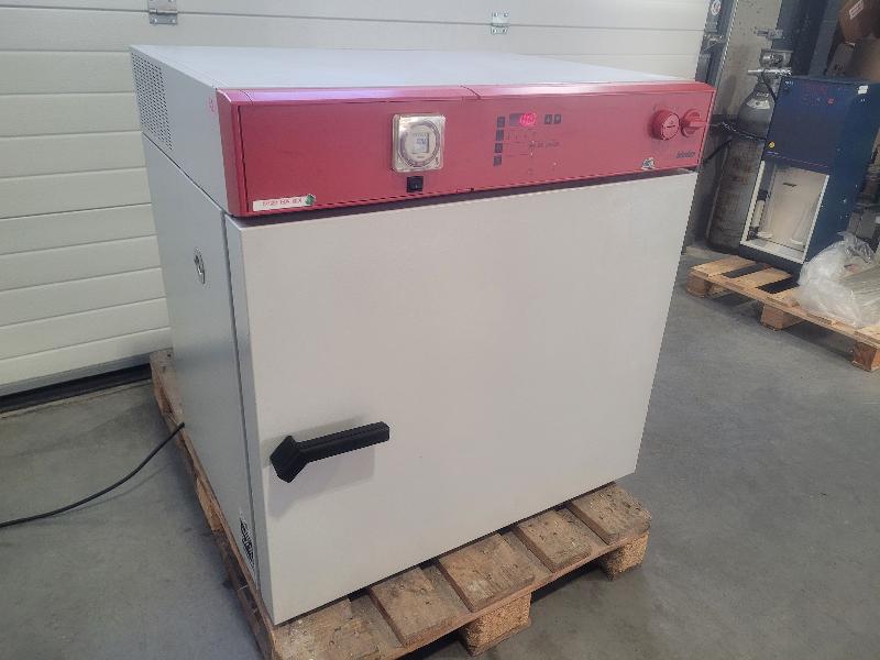Incubateur / étuve réfrigéré BINDER KB-115 avec convection forcée 100°C - Image 2