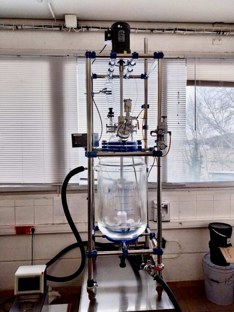Réacteur verre Algochem Kilo Lab – 50L avec serpentin 0,5 m² et cryothermostat SE-6 - Image 1