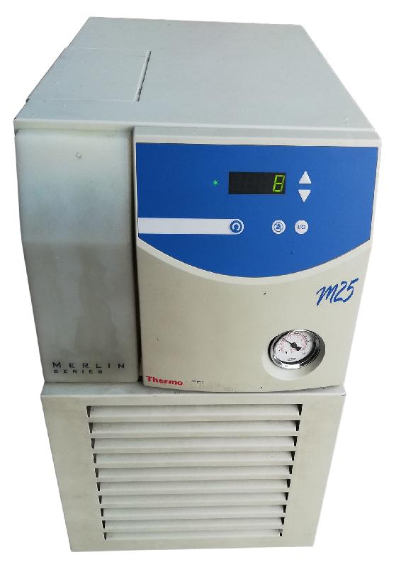 Refroidisseur à circulation NESLAB MERLIN M25 - Image 1