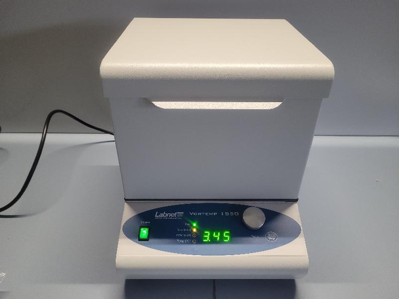 Vortem 1550 Shaking Incubator LABNET - Image 1