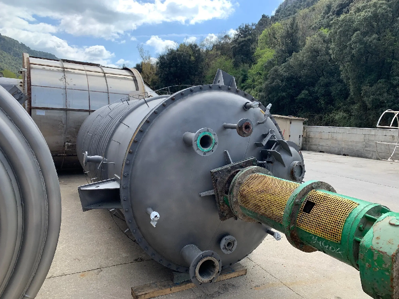 Réacteur aguilar et chambres inox 316 9 000 litres avec agitation et coquille d&rsquo;occasion – référence                        :                         c6166 - Image 1