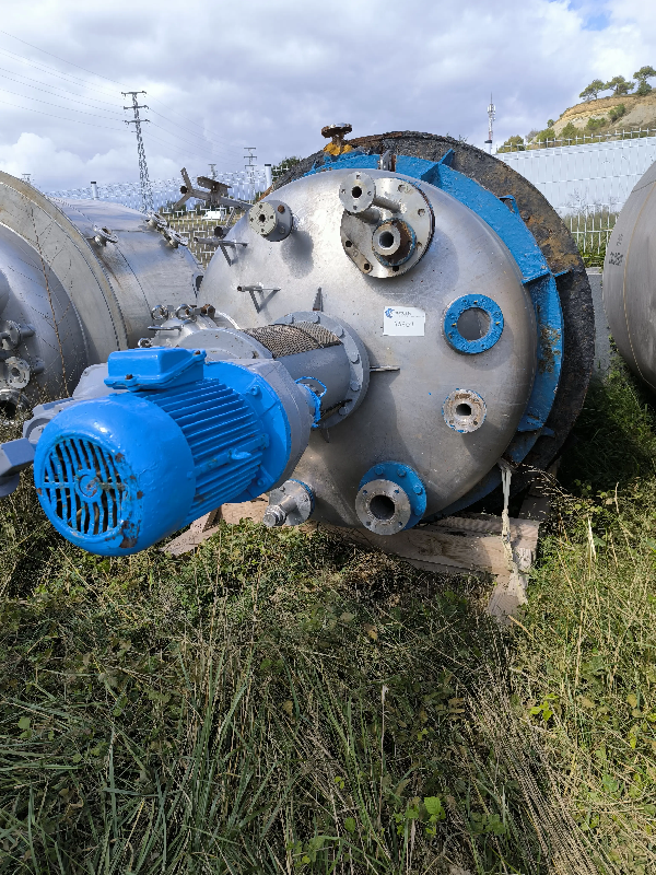 Réacteur aguilar y salas 4 800 litres isolé avec demi-coquille et agitation – référence                        :                         c13751 - Image 1