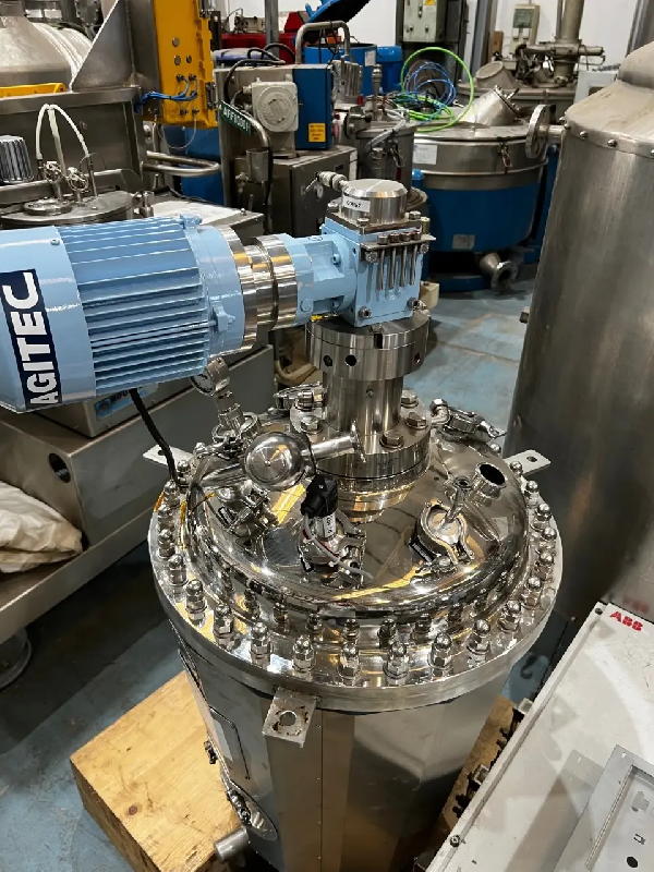 Réacteur aseptique sofast inox 316l 113 litres d&rsquo;occasion avec enveloppe, agitation et chauffage – référence                        :                         c9598 - Image 1