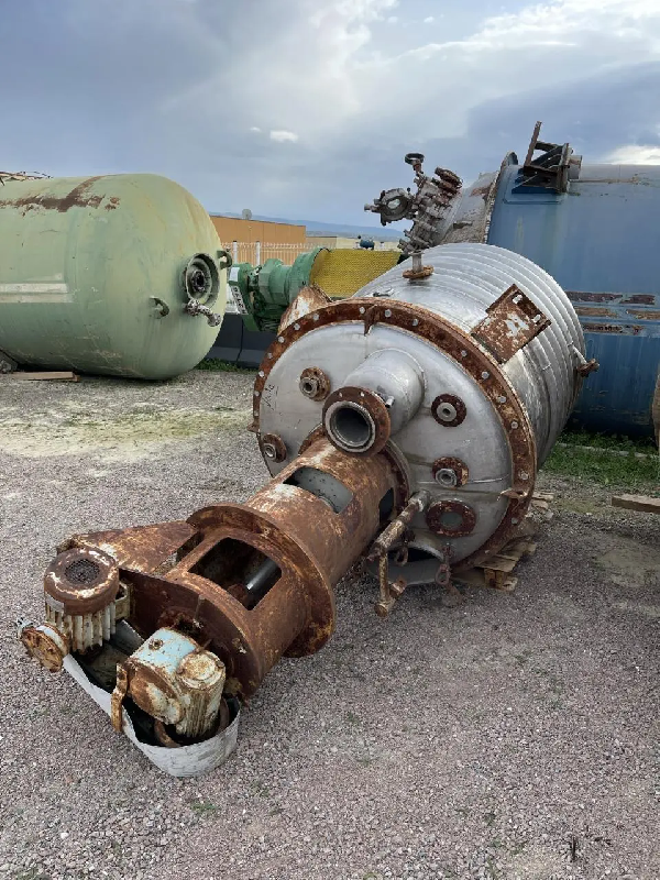 Réacteur en acier inoxydable 316 2000 litres avec agitation et demi-tige d&rsquo;occasion_102 – référence                        :                         c6842 - Image 1