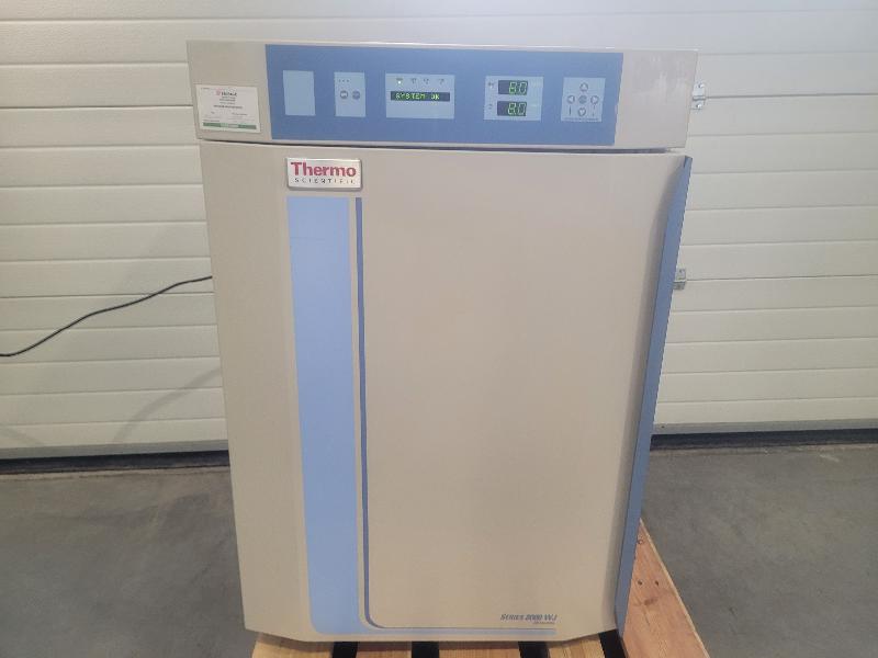 Incubateur / étuve à co2  8000 wj thermo scientific - Image 1