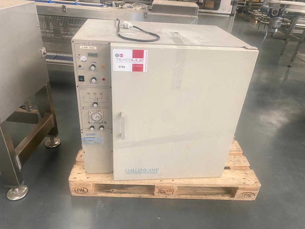 Incubateur de laboratoire Gallenkamp Plus II d&rsquo;occasion – 480 mm x 480 mm x 650 mm, 220 V, 500 W 3