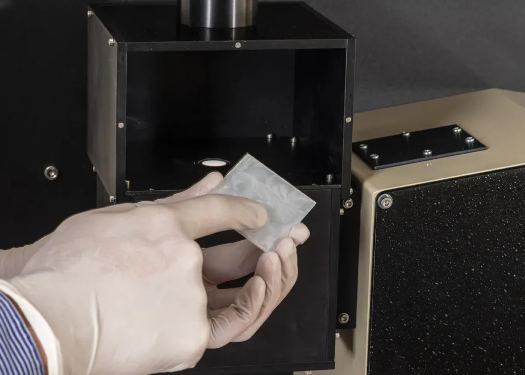 Test UVa sunscreens SSUV300 – Test benches / stands – 290–400nm - Image 3