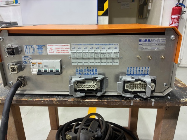 Régulateur SISE SC 8 COM – 8 zones avec cordons de chauffe et de puissance - Image 3