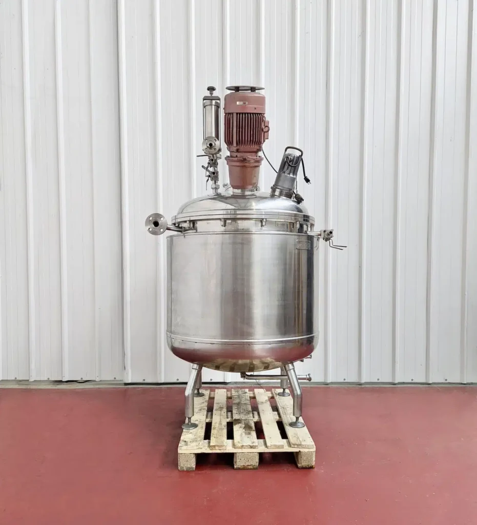 Cuve de réaction Krieger AMS 500 – 605 L en acier inoxydable, ATEX, avec agitation tripale 1